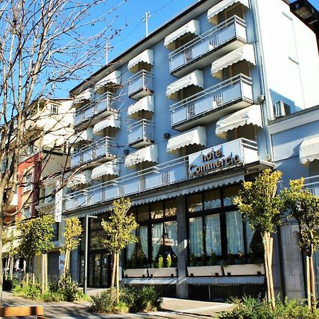 Hotel Ristorante Commercio Salo Exterior photo