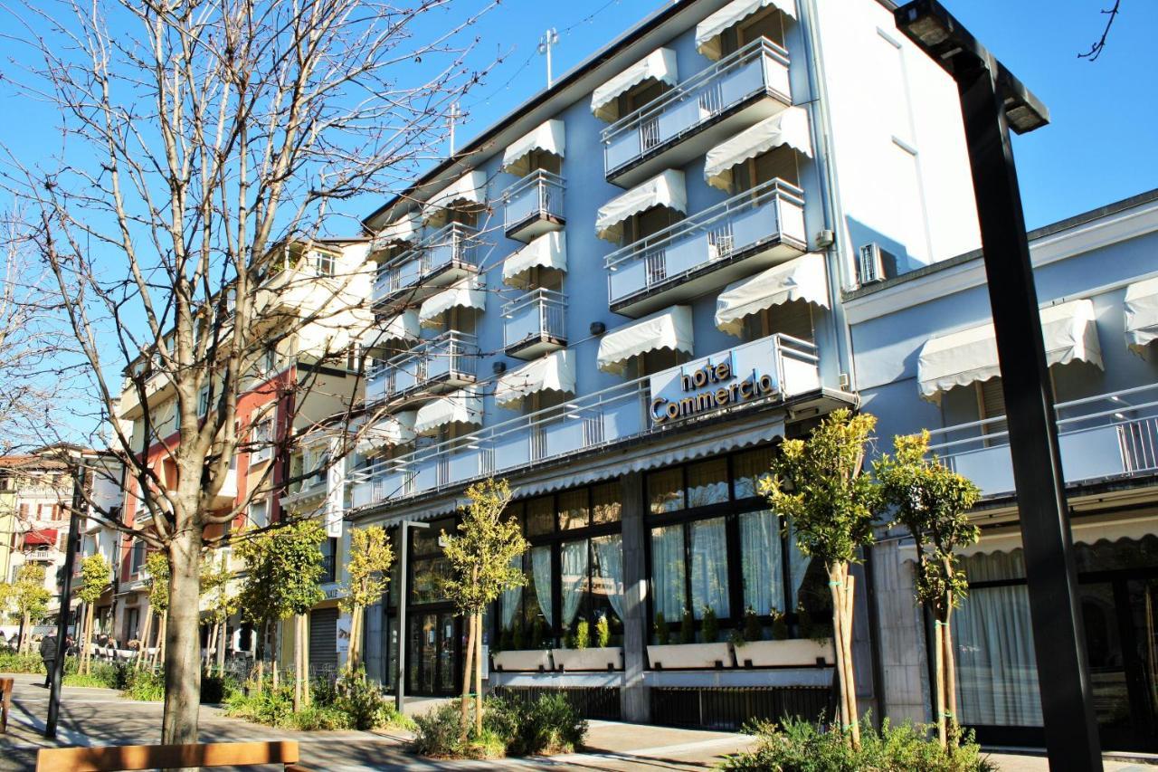 Hotel Ristorante Commercio Salo Exterior photo